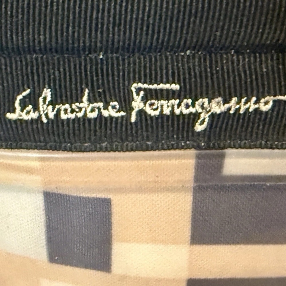 Salvatore Ferragamo Women’s Mid Calf Rubber Rain Boots Size 8 Made In Italy $495 - Picture 7 of 12